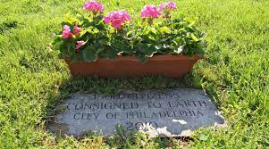 A sinle grave stone that reads 1,500 citizens consigned to earth, City of Philadelphia, 2010